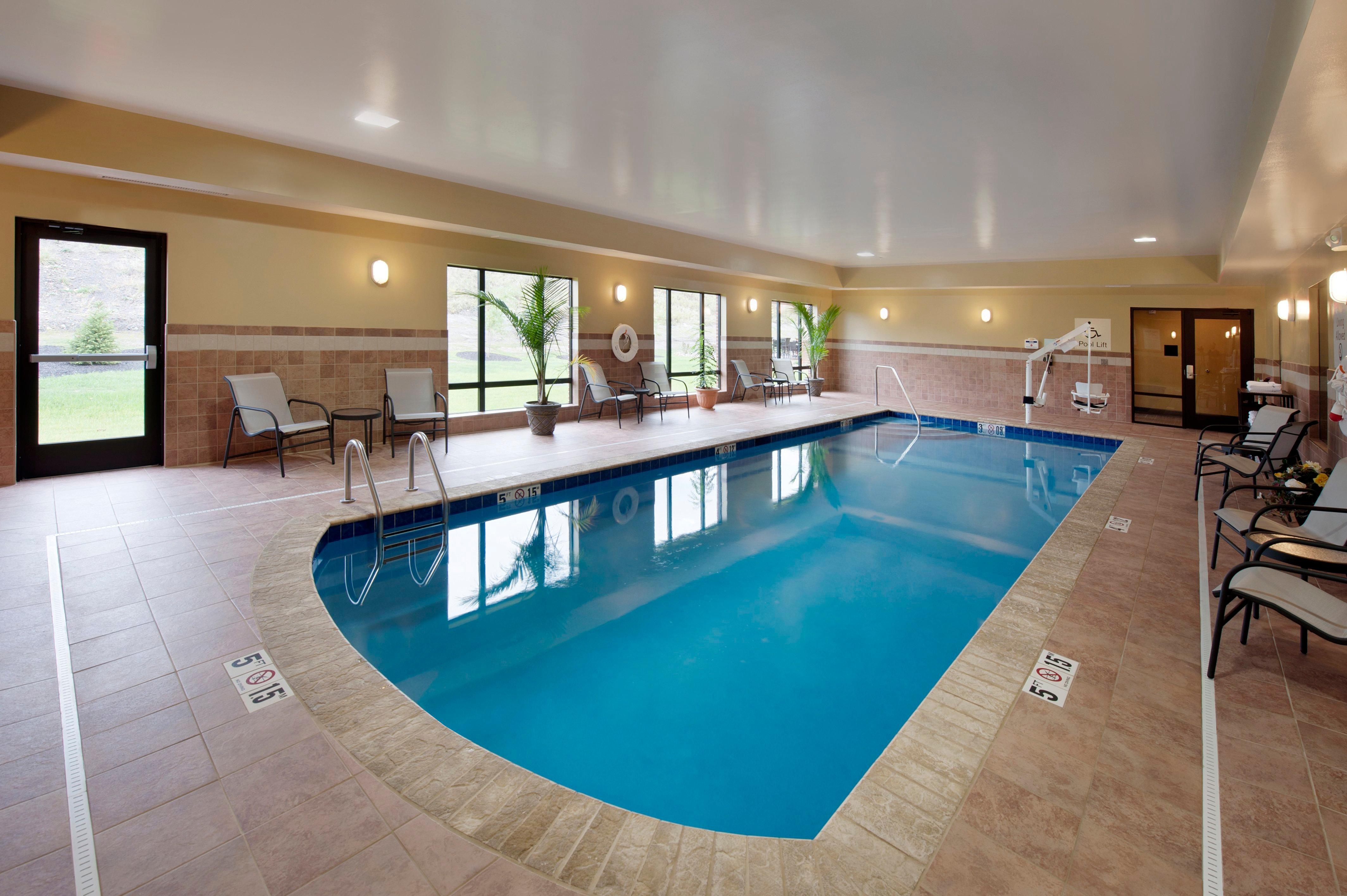 Holiday Inn Express Hotel & Suites Clearfield By Ihg Buitenkant foto