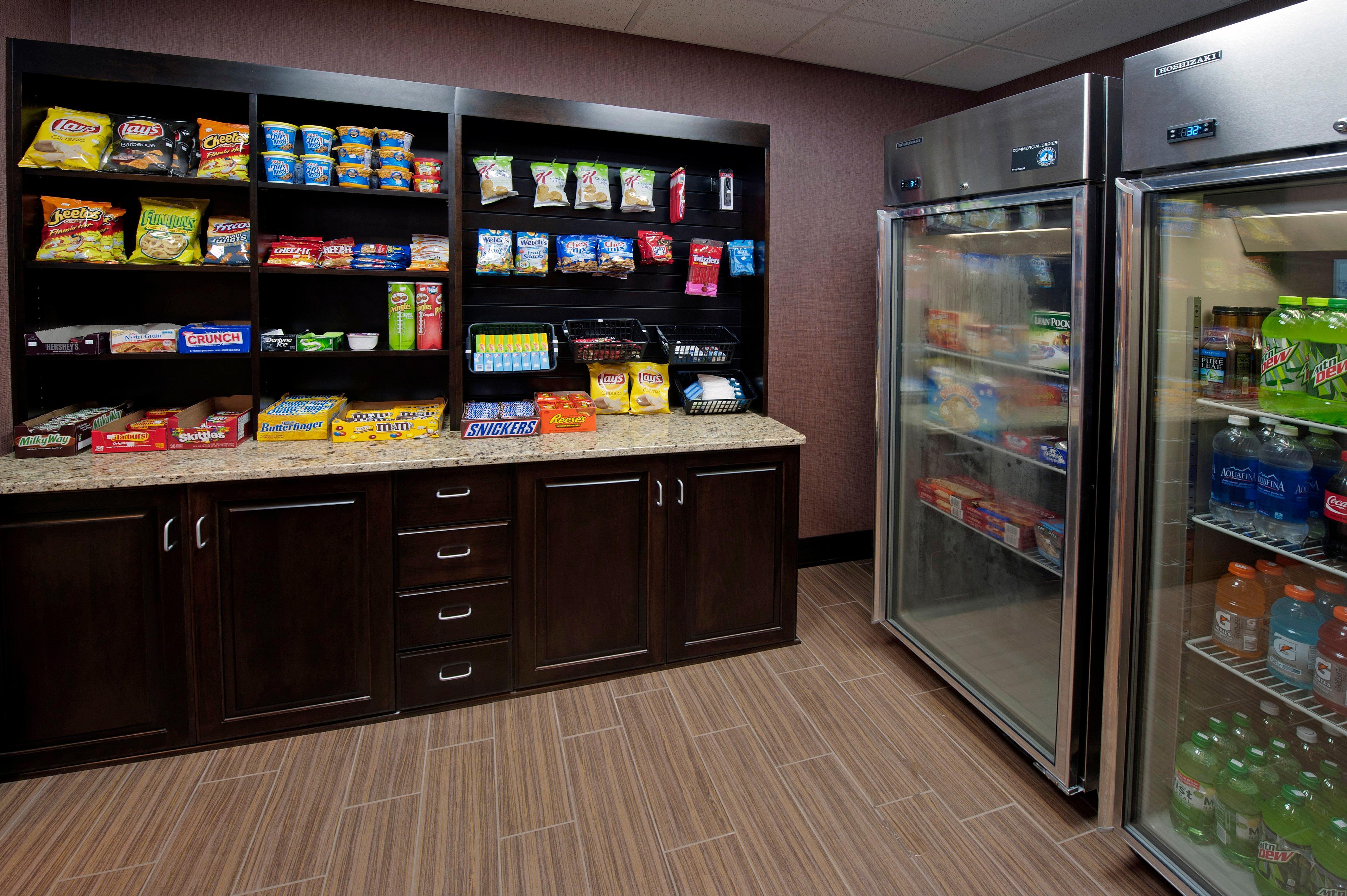 Holiday Inn Express Hotel & Suites Clearfield By Ihg Buitenkant foto