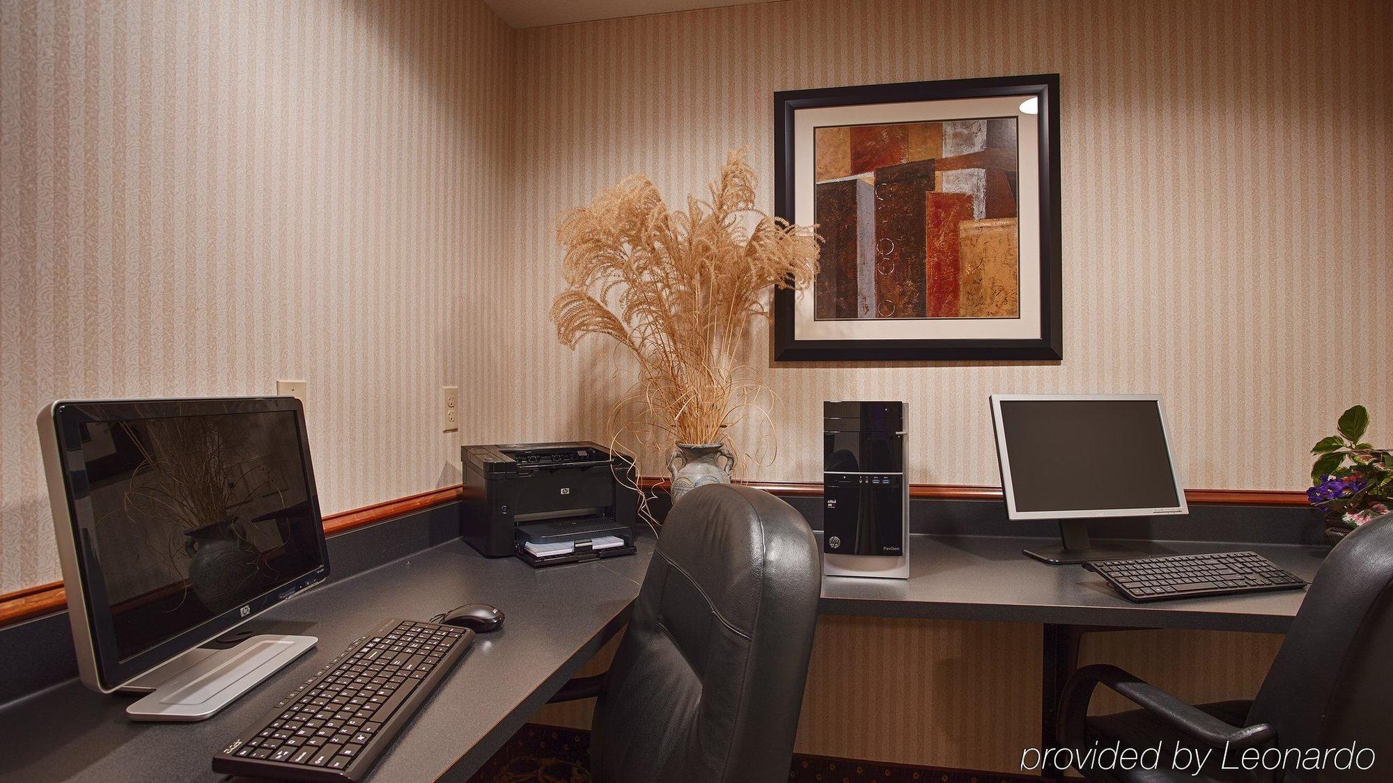 Holiday Inn Express Hotel & Suites Clearfield By Ihg Buitenkant foto